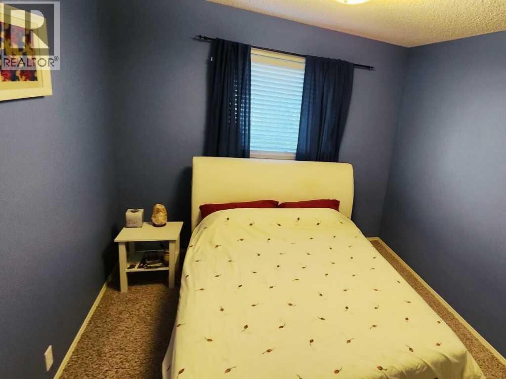 Single Family House for Sale in  Mt Mckenzie Drive SE McKenzie Lake Calgary 