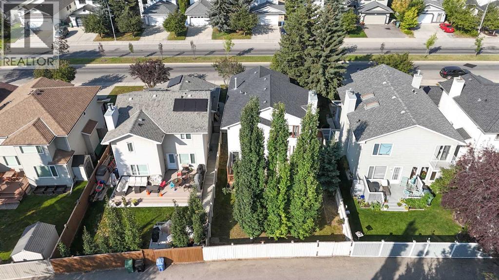 Single Family House for Sale in  Mt Mckenzie Drive SE McKenzie Lake Calgary 