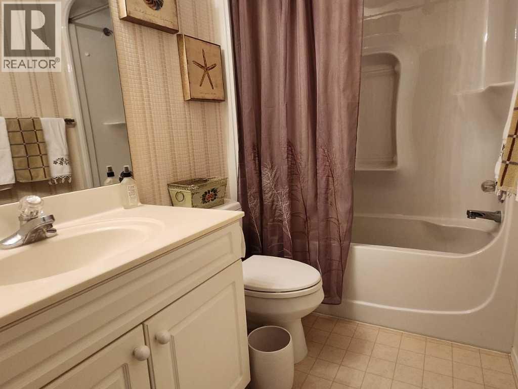 Single Family House for Sale in  Mt Mckenzie Drive SE McKenzie Lake Calgary 