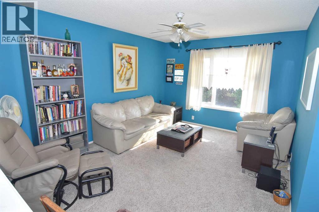 Single Family House for Sale in  Mt Mckenzie Drive SE McKenzie Lake Calgary 