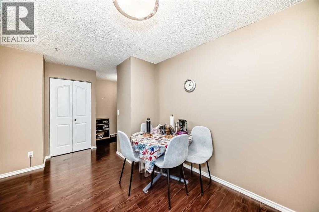 Single Family House for Sale in   Somervale Court SW Somerset Calgary 