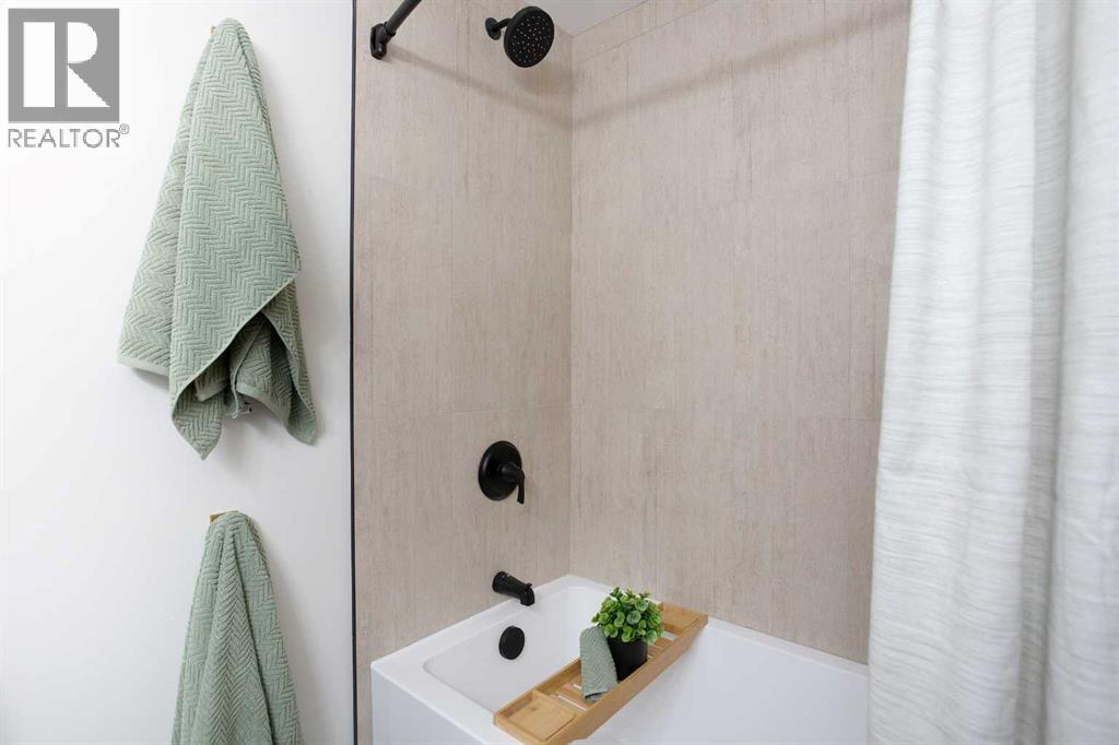 Single Family House Bungalow for Sale in  Parkwood Way SE Parkland Calgary 