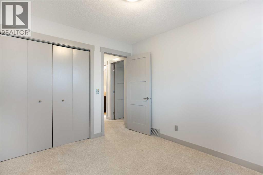 Single Family House for Sale in   Street NW Parkdale Calgary 