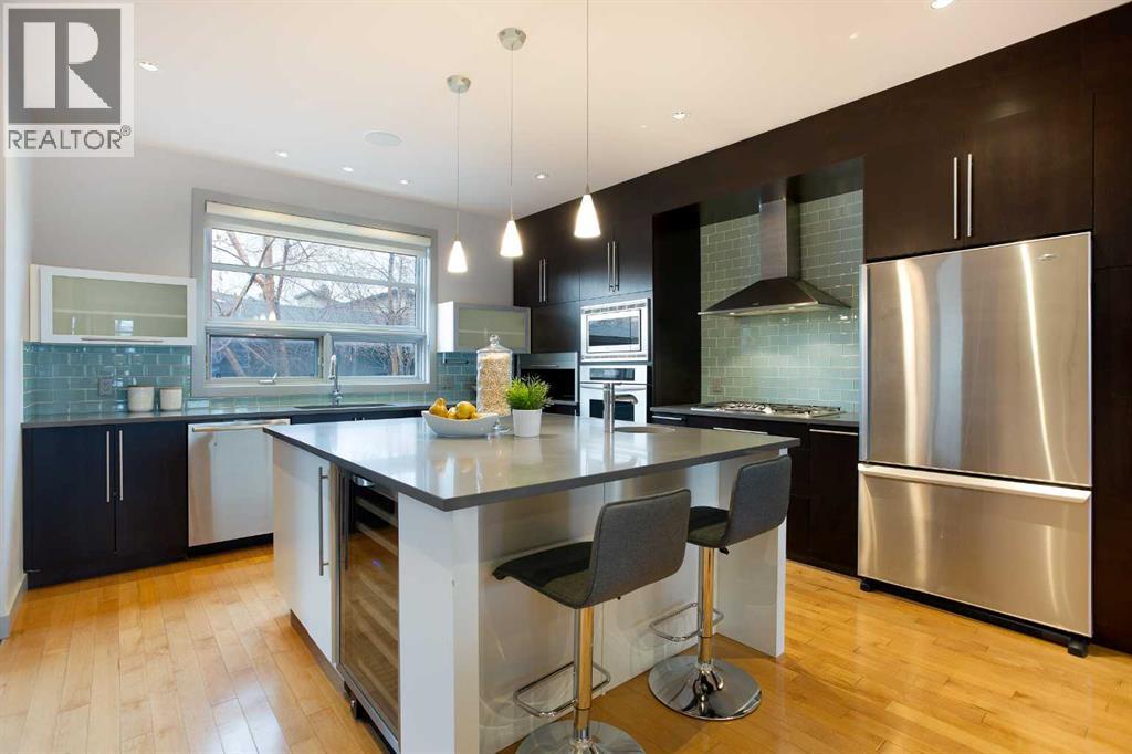 Single Family House for Sale in   Street NW Parkdale Calgary 