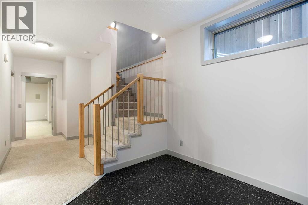 Single Family House for Sale in   Street NW Parkdale Calgary 