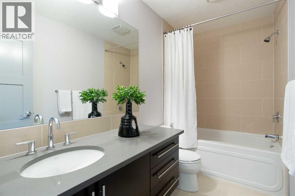 Single Family House for Sale in   Street NW Parkdale Calgary 