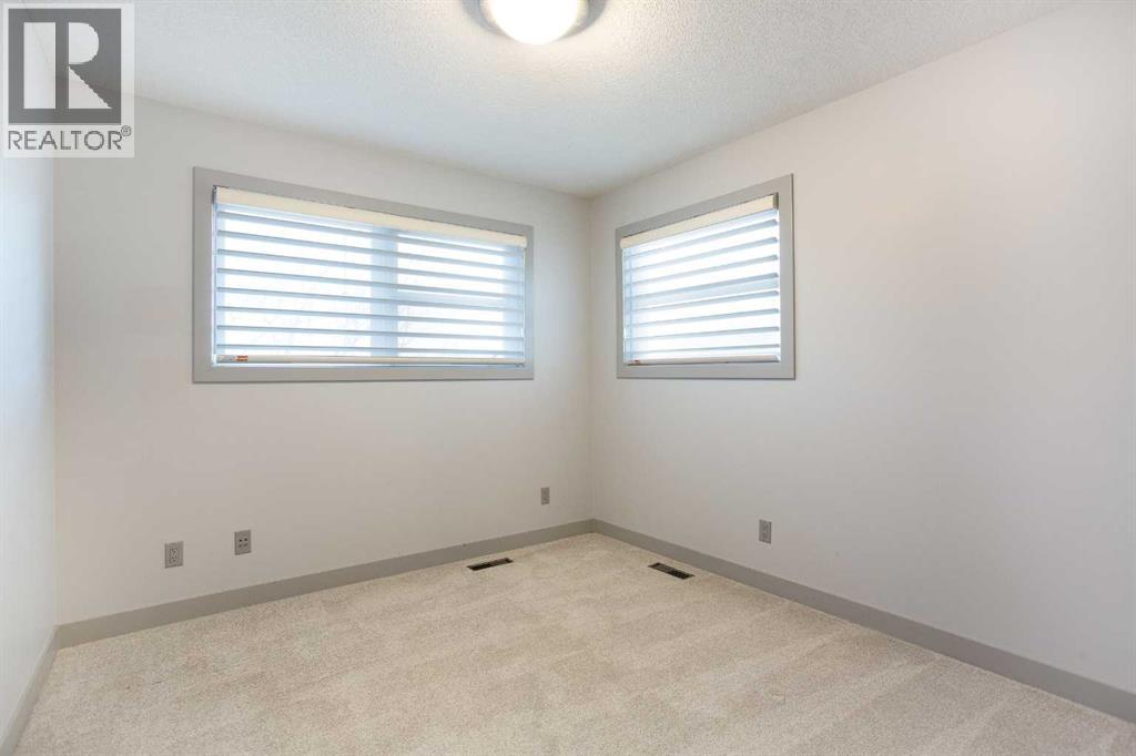 Single Family House for Sale in   Street NW Parkdale Calgary 