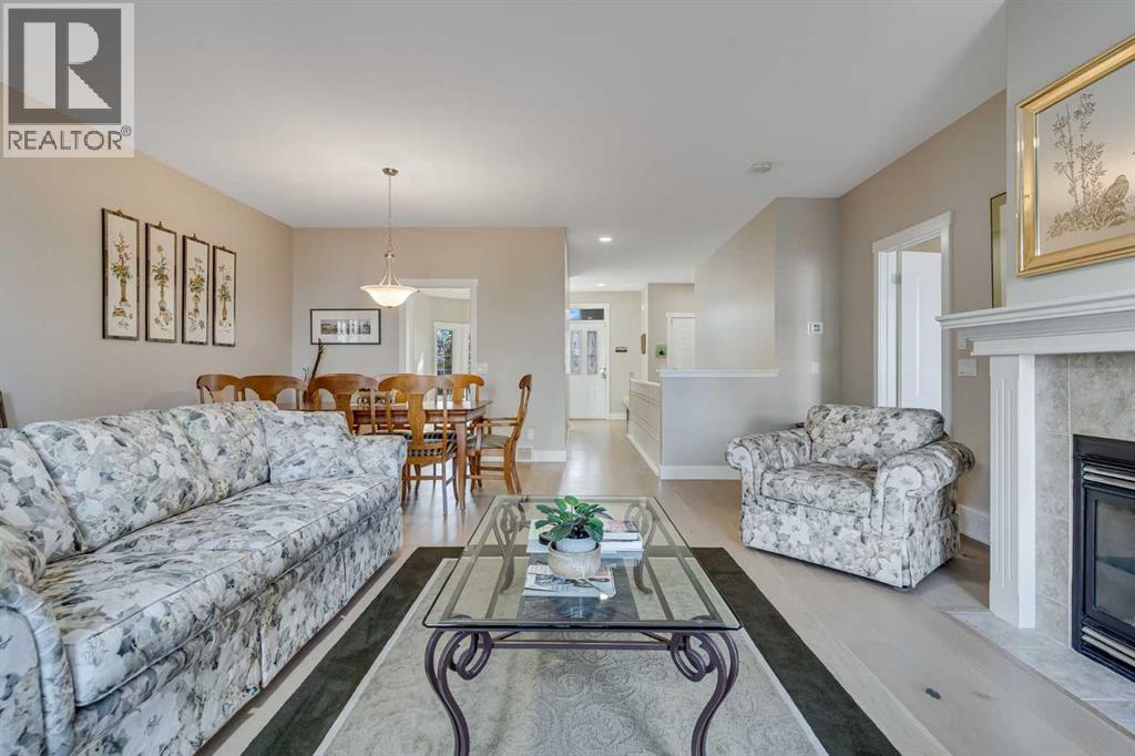 Single Family House Bungalow for Sale in  Shannon Estates Terrace SW Shawnessy Calgary 