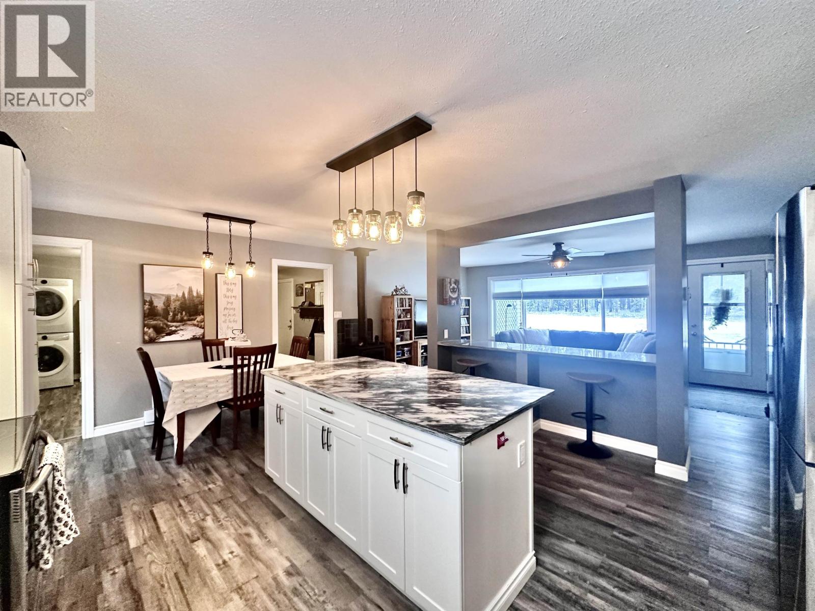 2725 TAMARACK ROAD, Valemount