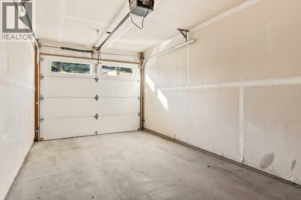 Single Family House for Sale in   Avenue SW Parkhill Calgary 