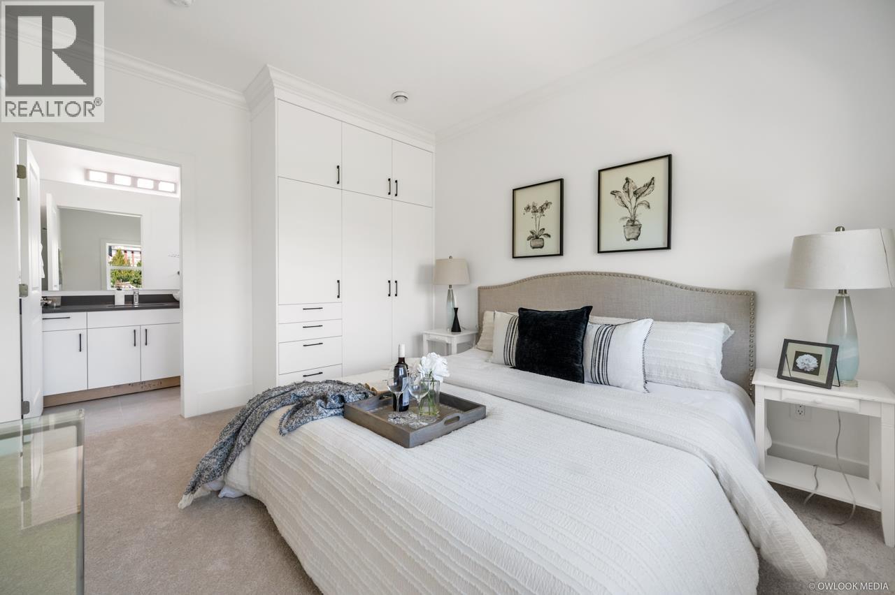 1427 E 27TH AVENUE, Vancouver