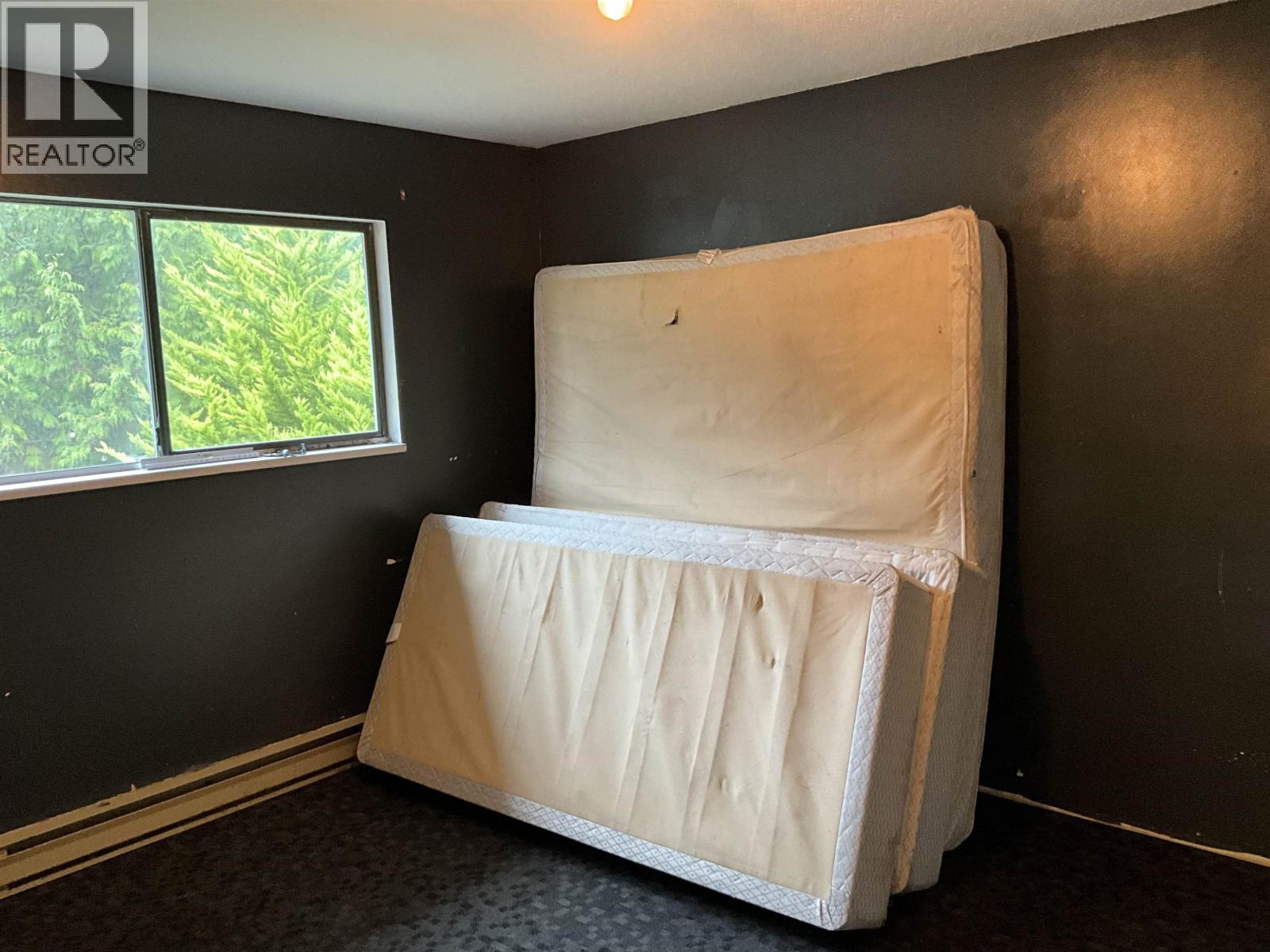 5799 ANCHOR ROAD, Sechelt