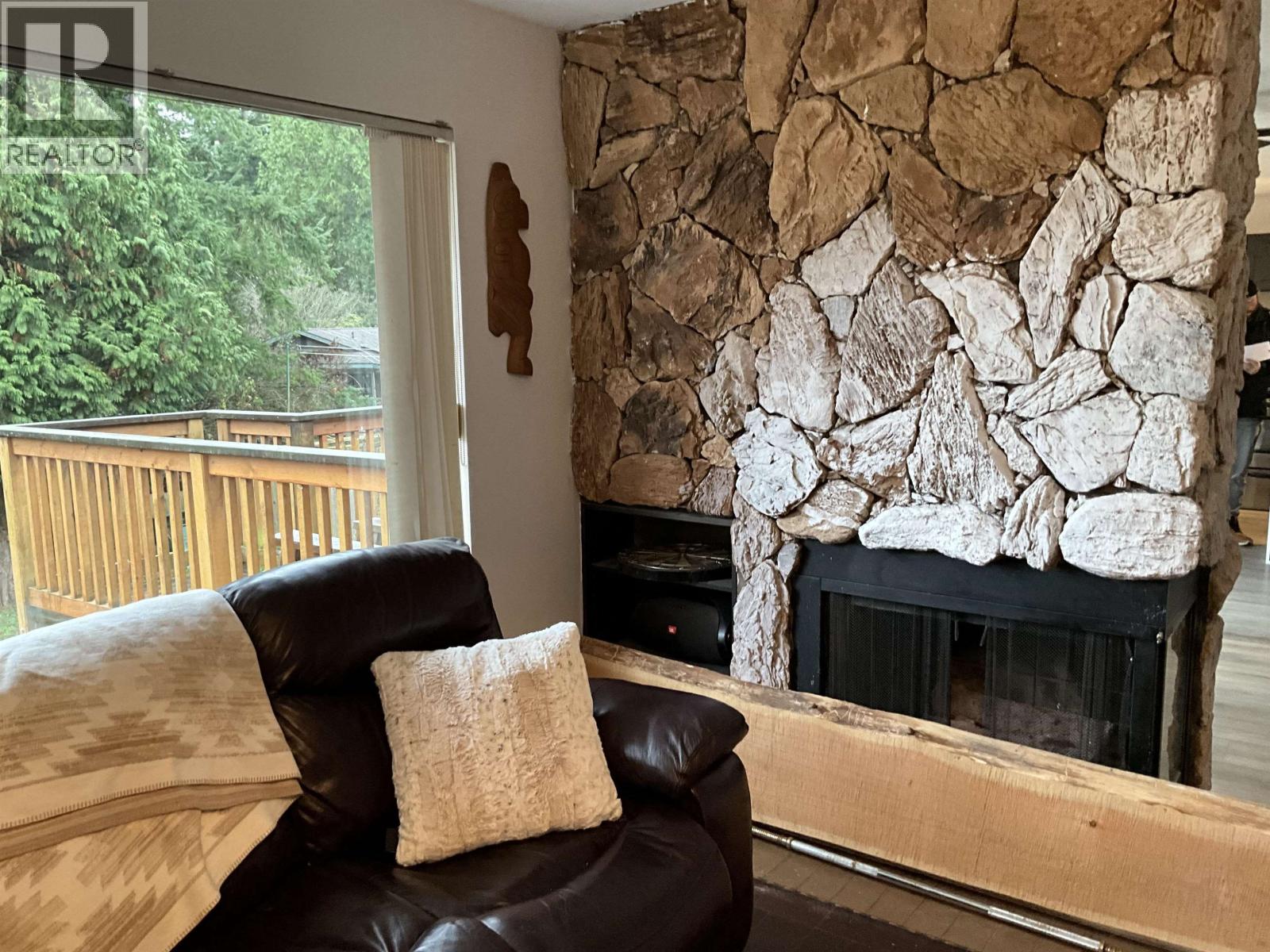 5799 ANCHOR ROAD, Sechelt