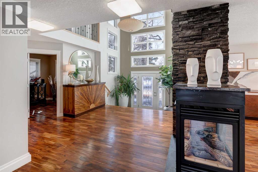 Single Family House for Sale in  Lissington Drive SW North Glenmore Park Calgary 