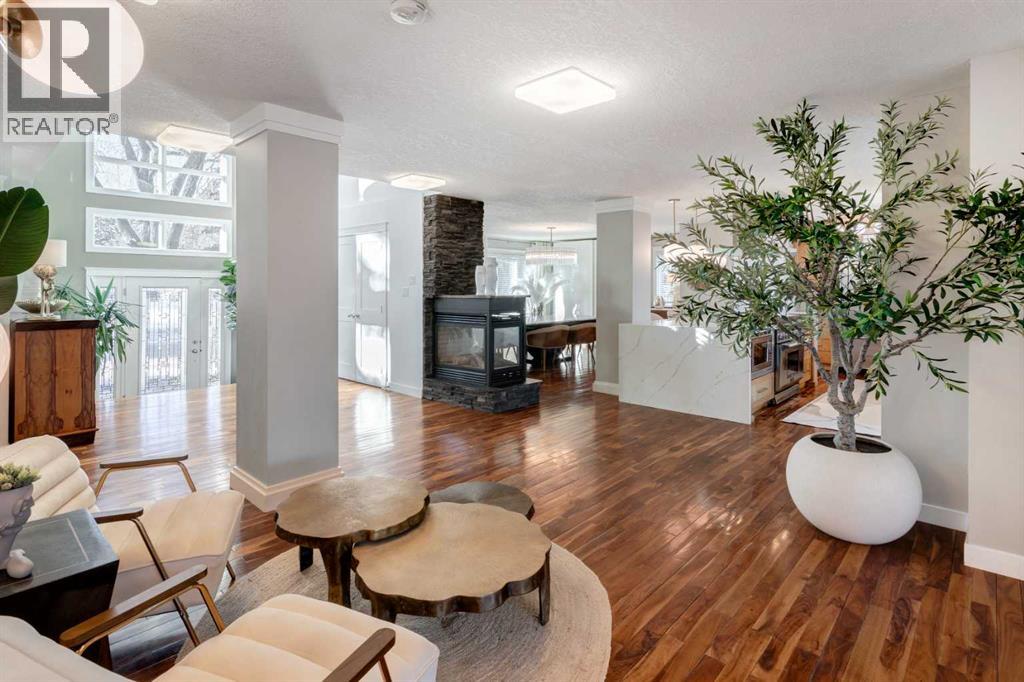 Single Family House for Sale in  Lissington Drive SW North Glenmore Park Calgary 