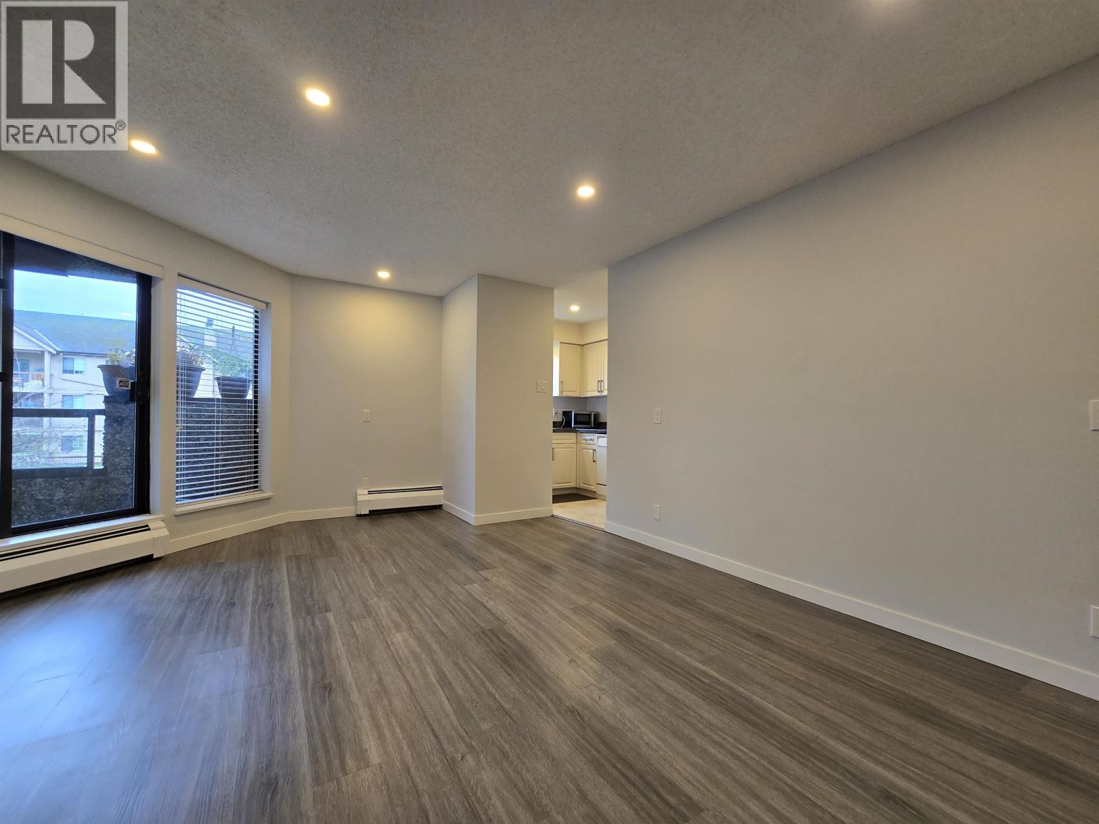 #204-8451 WESTMINSTER Highway, Richmond