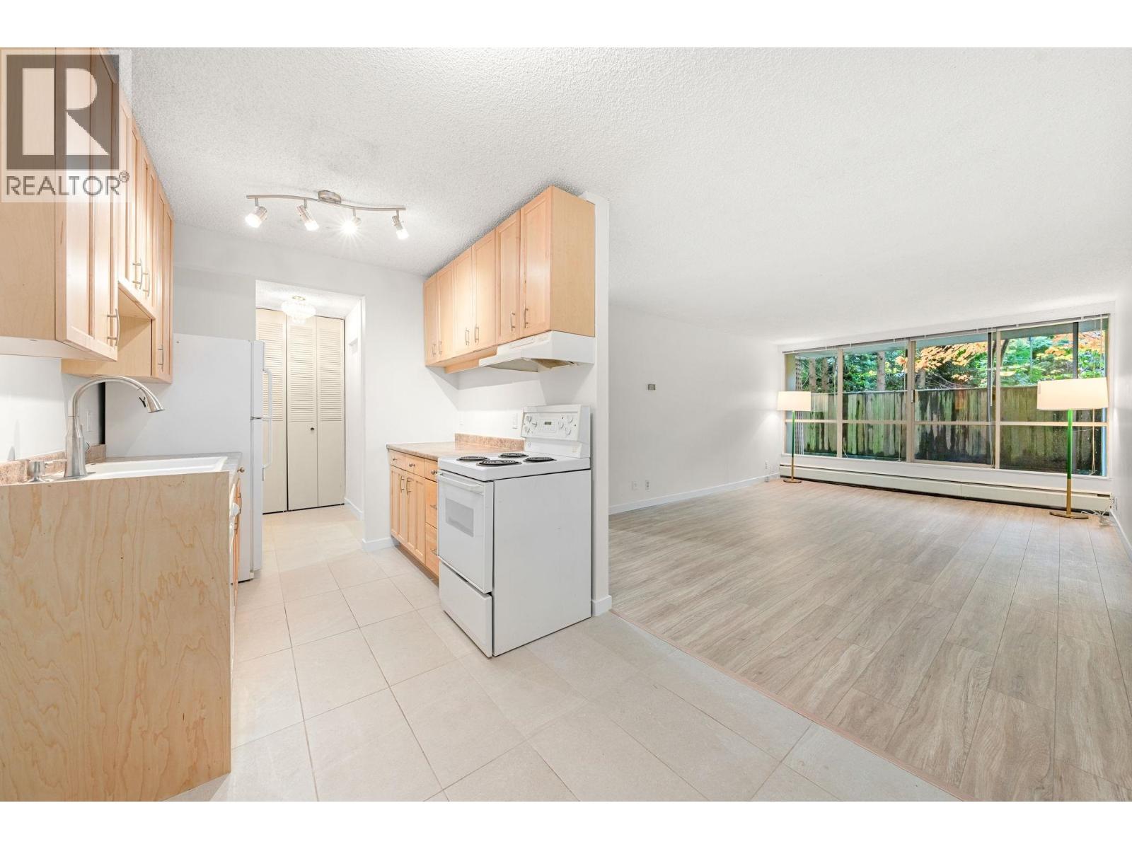 119 2012 FULLERTON AVENUE, North Vancouver