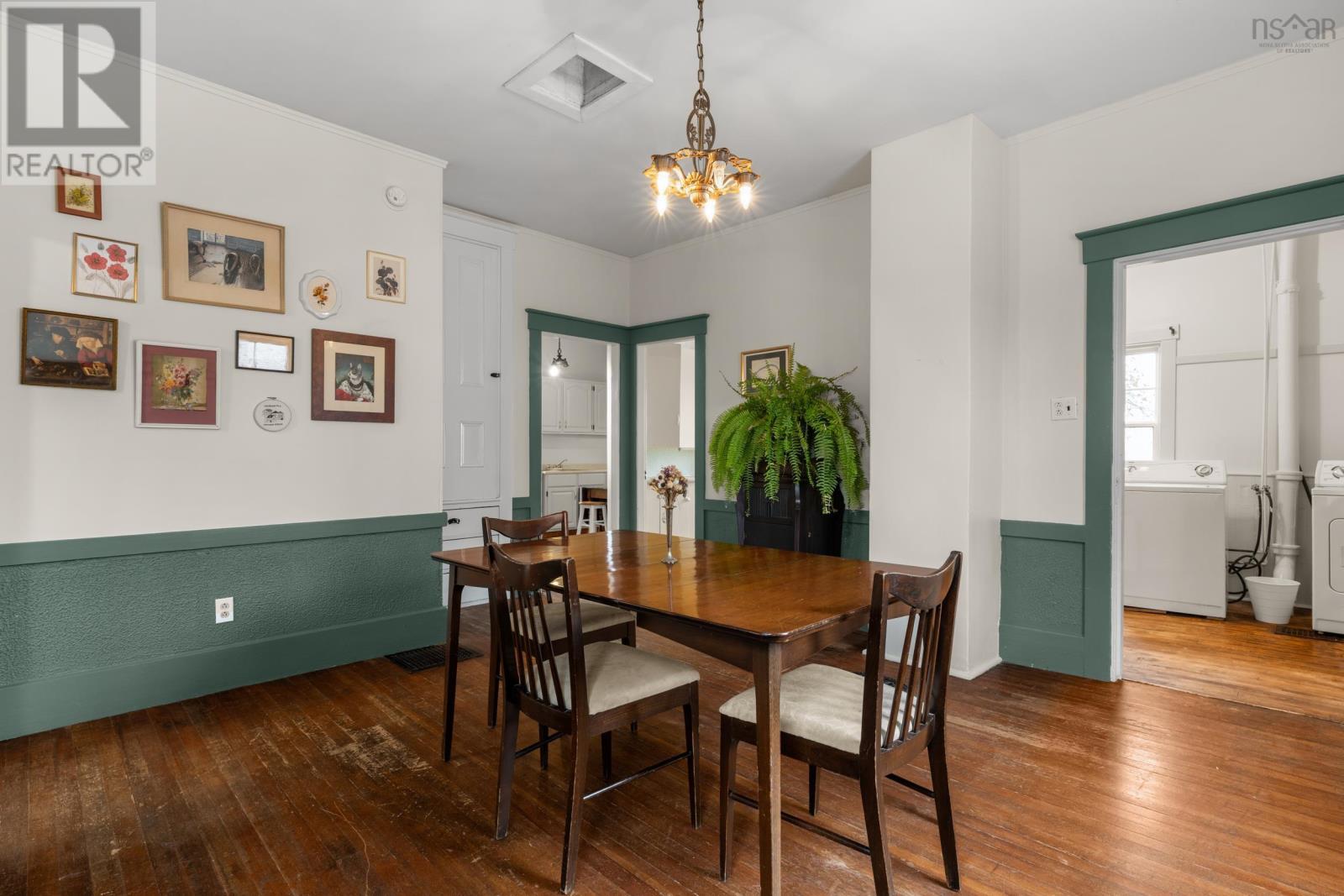 Property 14 of 44 of 4617 Highway 215