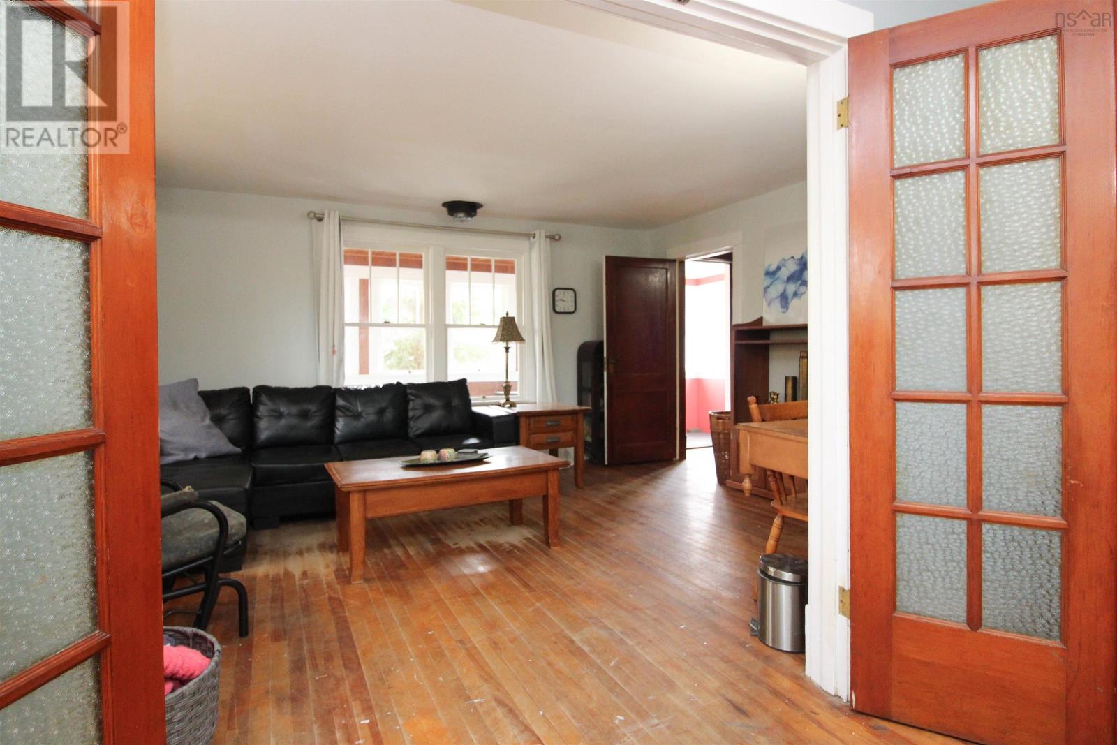 Property 20 of 48 of 8 Belgrave Terrace