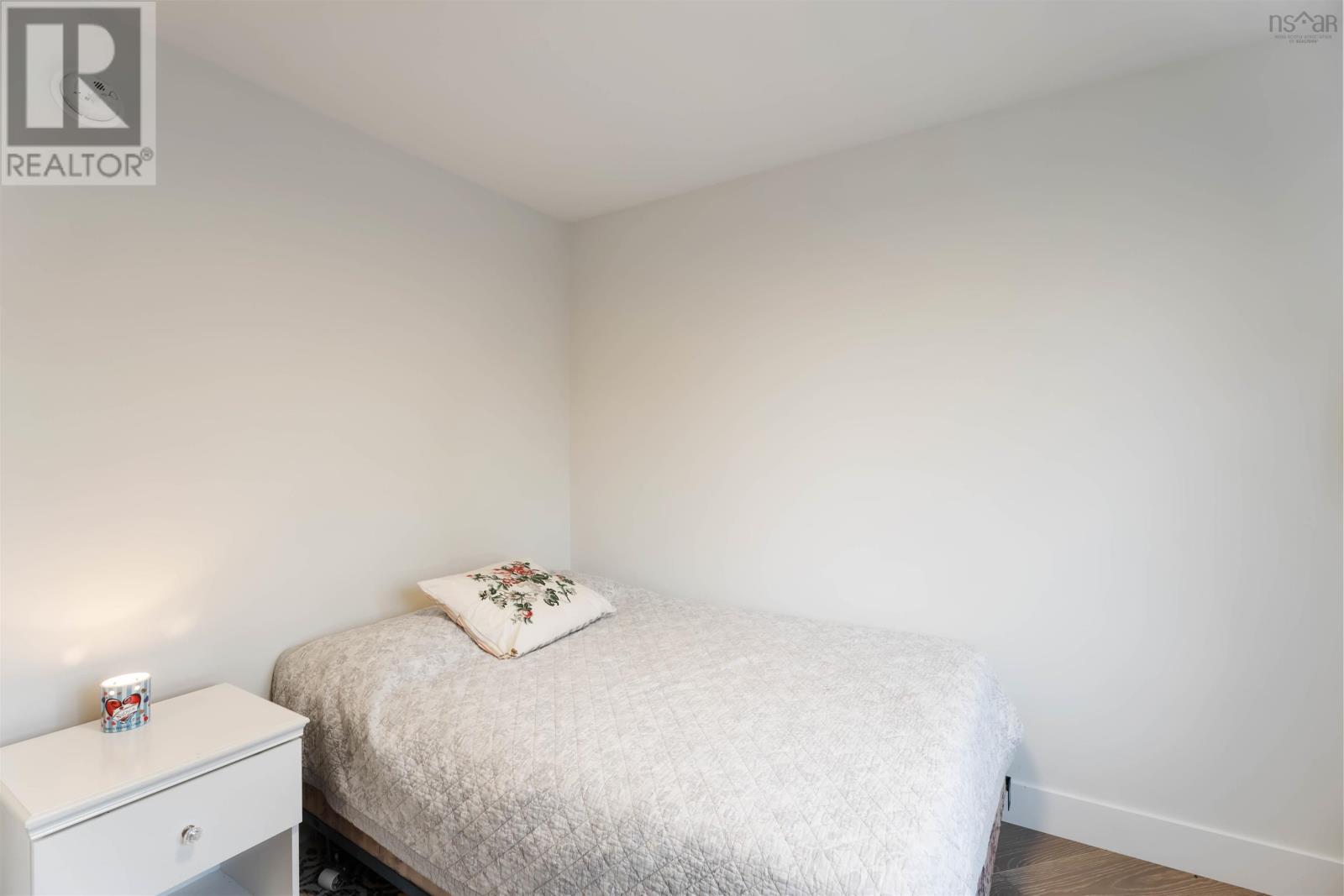 Property 29 of 49 of 179 Heritage Way