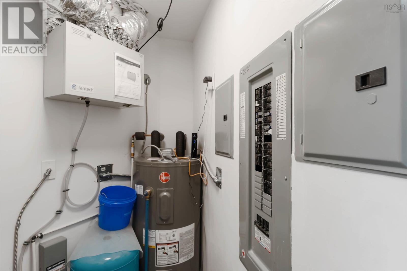 Property 34 of 49 of 179 Heritage Way