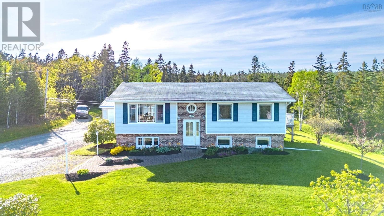 Property photo of 8472 West Bay Road