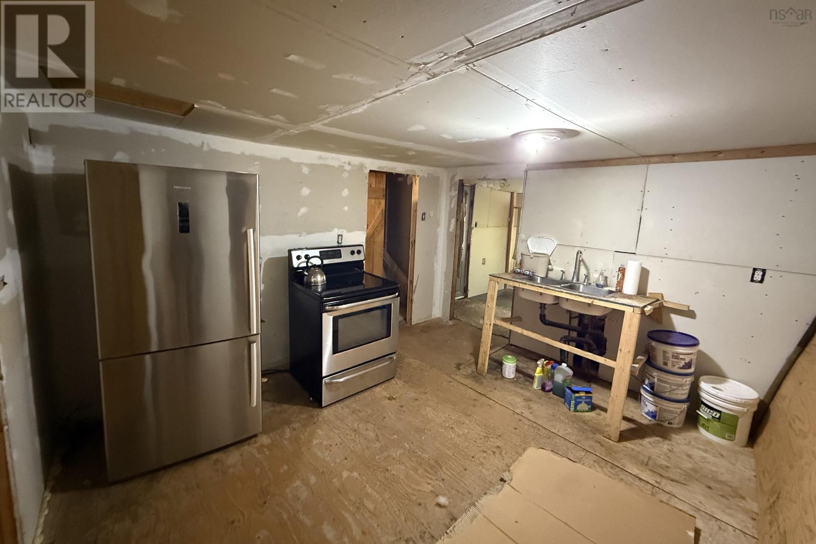 Property 13 of 15 of 9 Victor Avenue