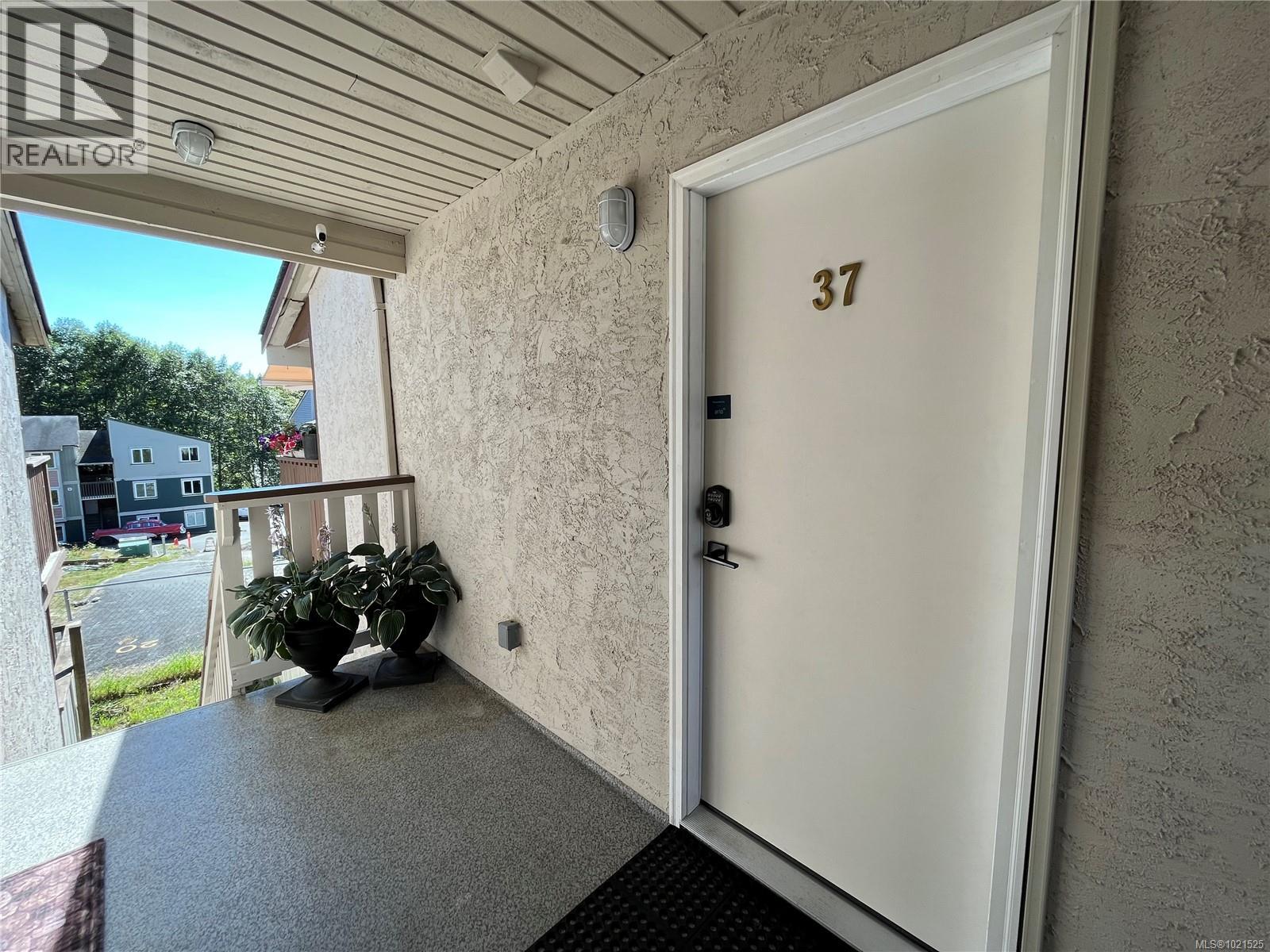 37 7077 Highland Dr, Port Hardy