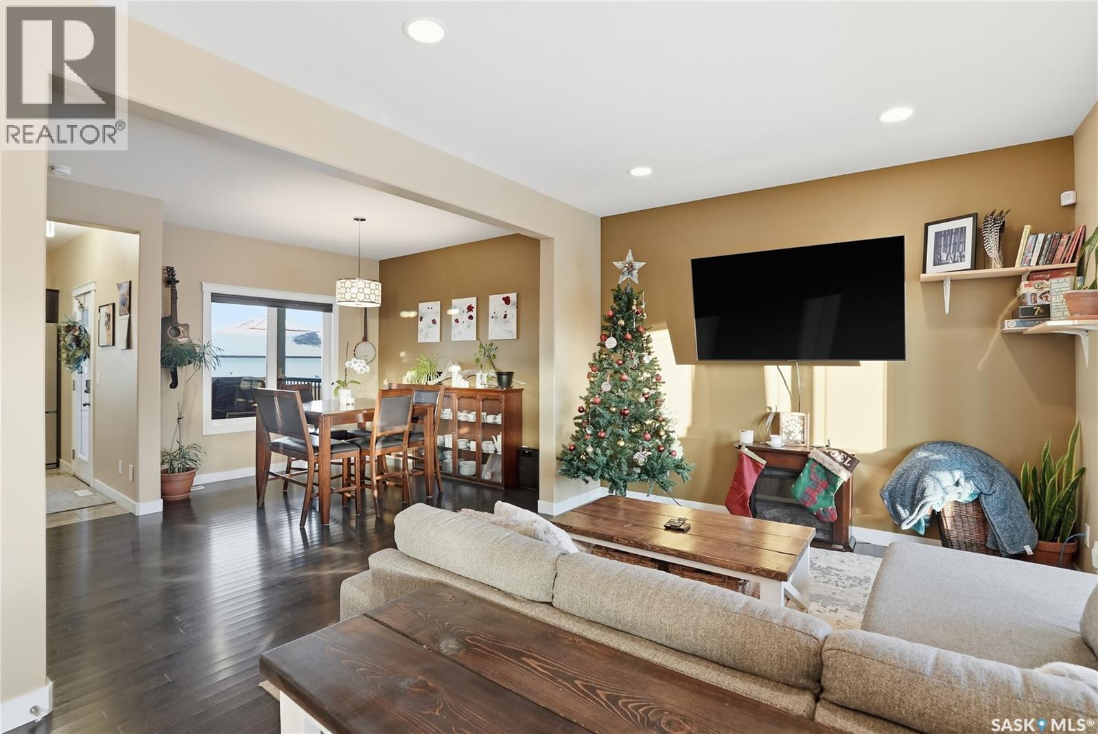 Single Family House 2 Level for Sale in  Rajput WAY Saskatoon 