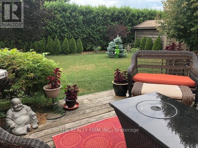 Single Family House for Sale in  LANDON LANE Central Elgin (Belmont) 