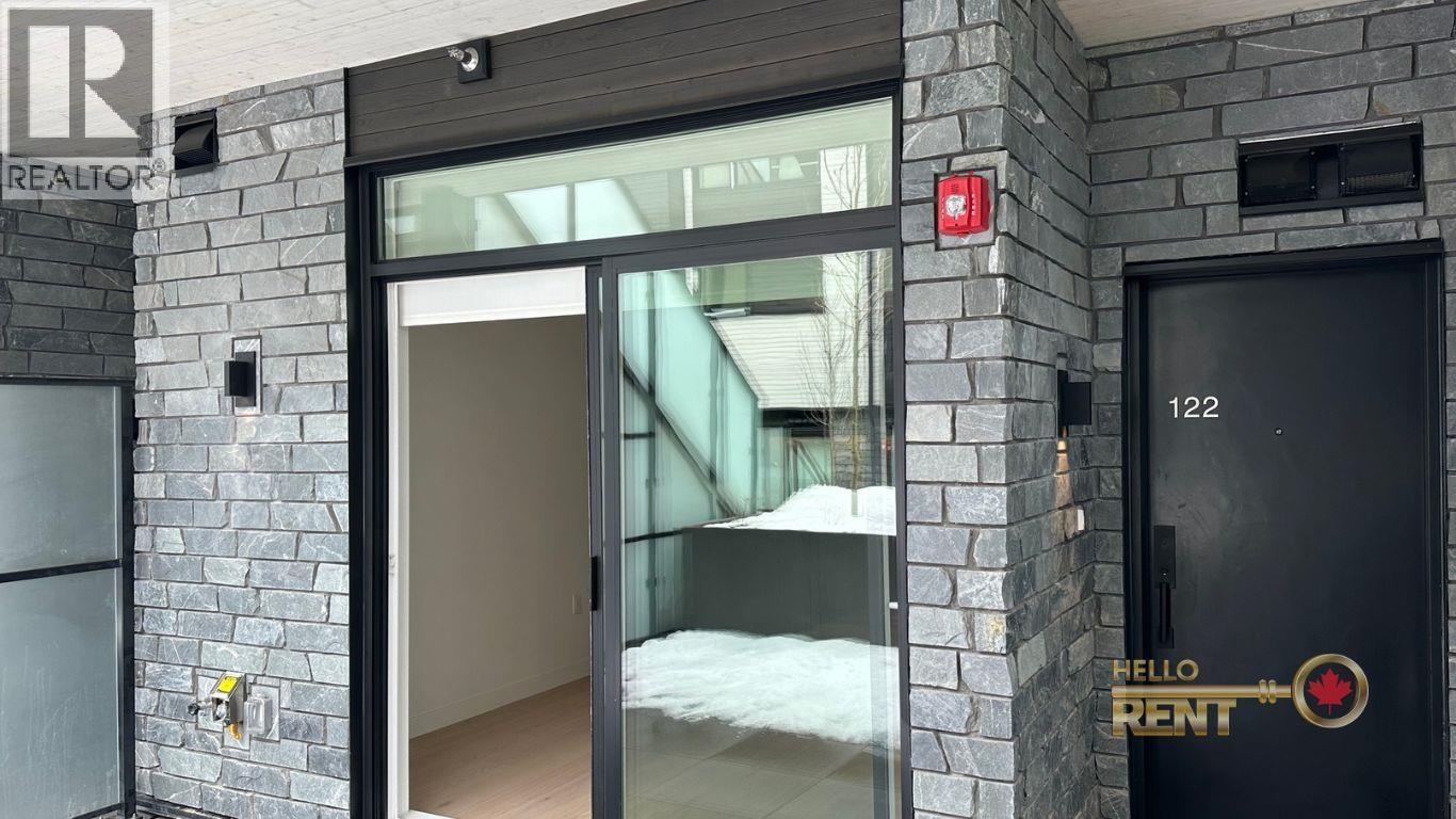 122 650 E 2ND STREET, North Vancouver