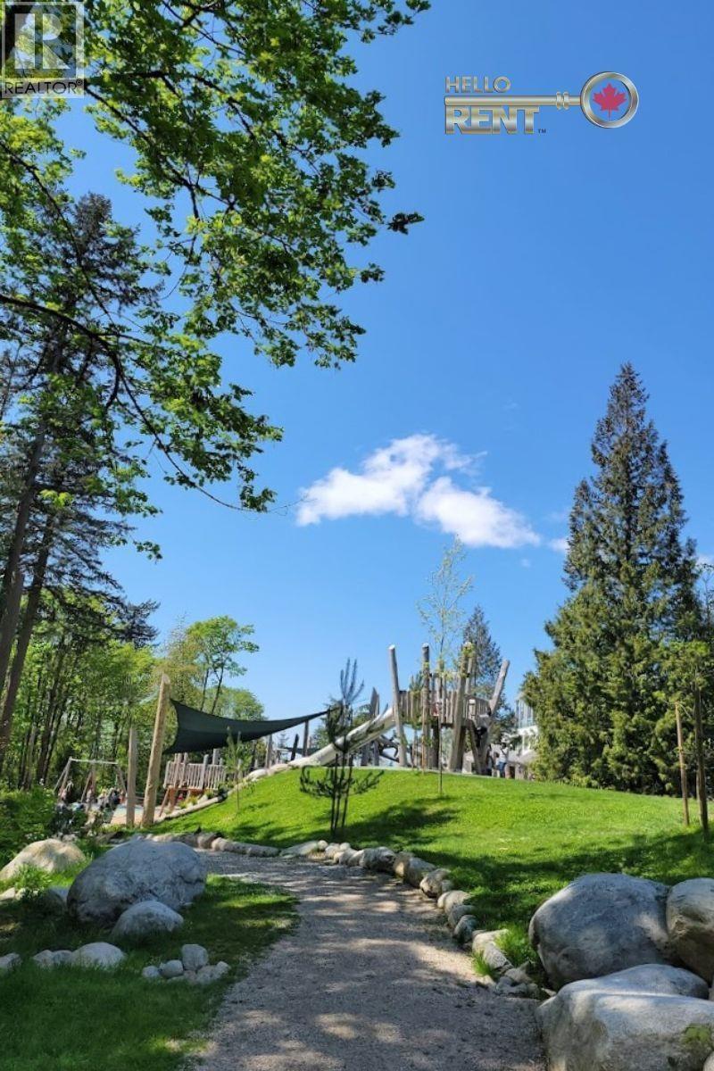 122 650 E 2ND STREET, North Vancouver