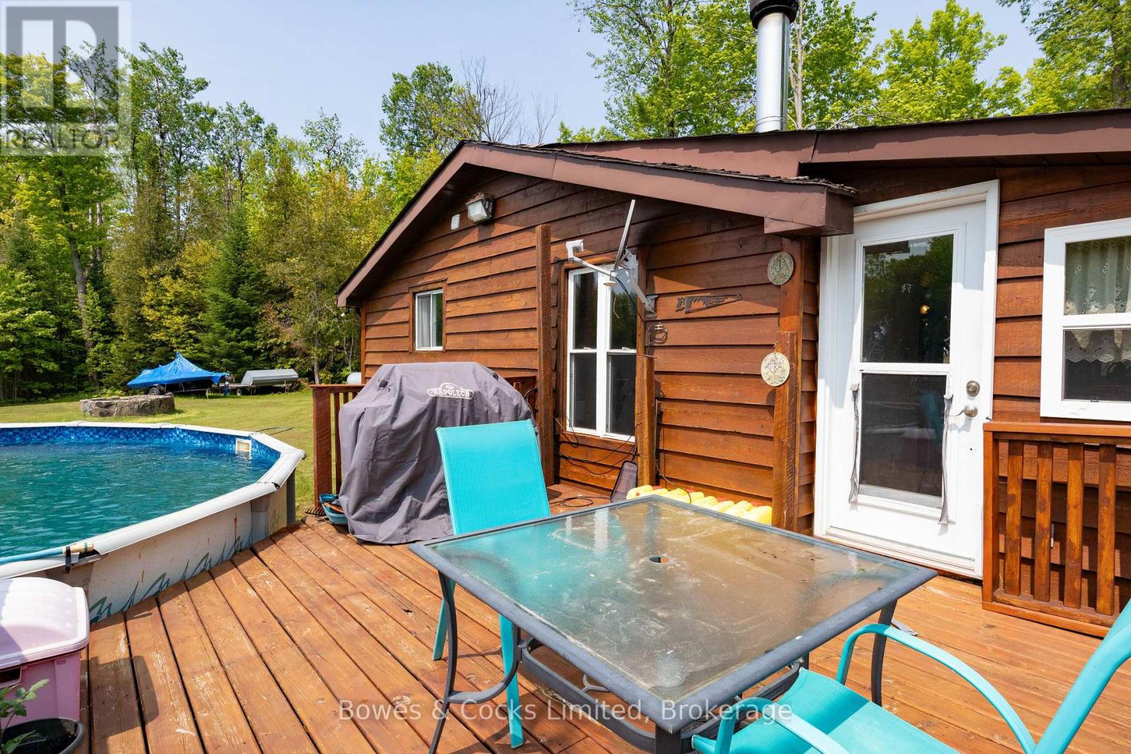 Single Family House Bungalow for Sale in  FORTESQUE LAKE ROAD Highlands East (Glamorgan) 