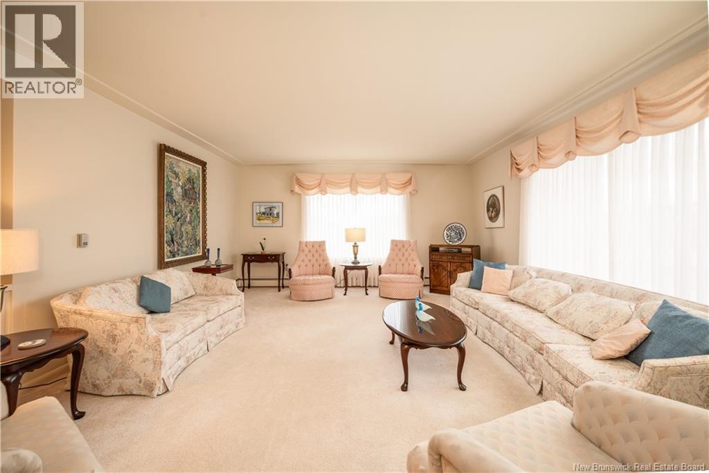 200 Mount Royal Boulevard - 10