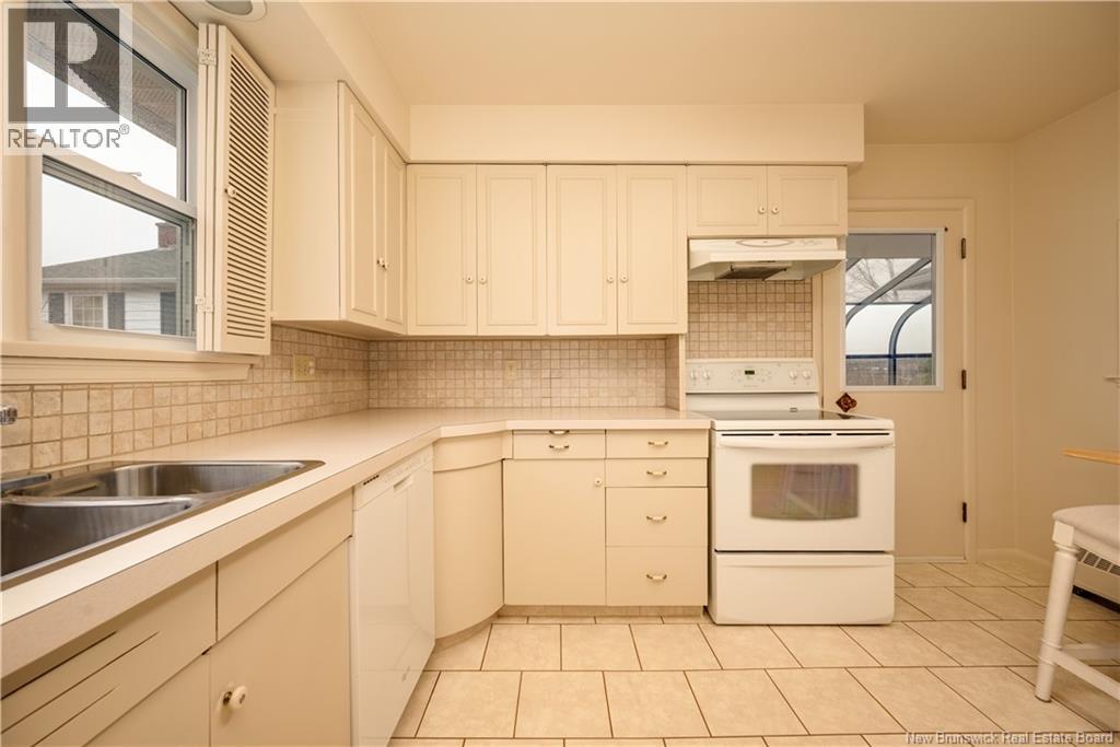 200 Mount Royal Boulevard - 20