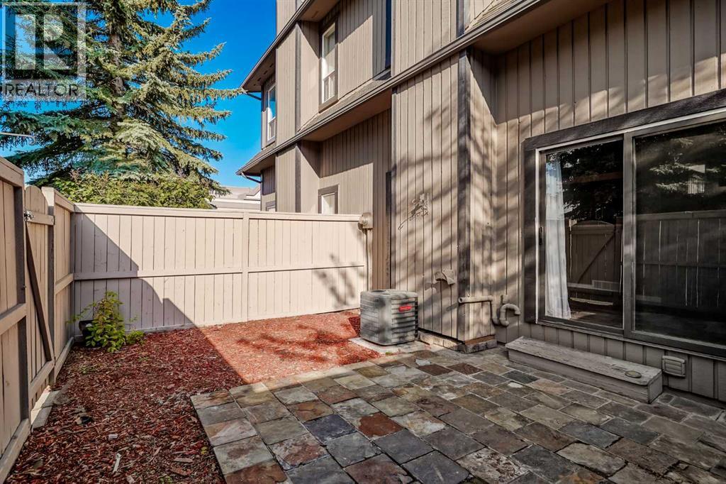 Single Family House 4 Level for Sale in   Silver Springs Drive NW Silver Springs Calgary 