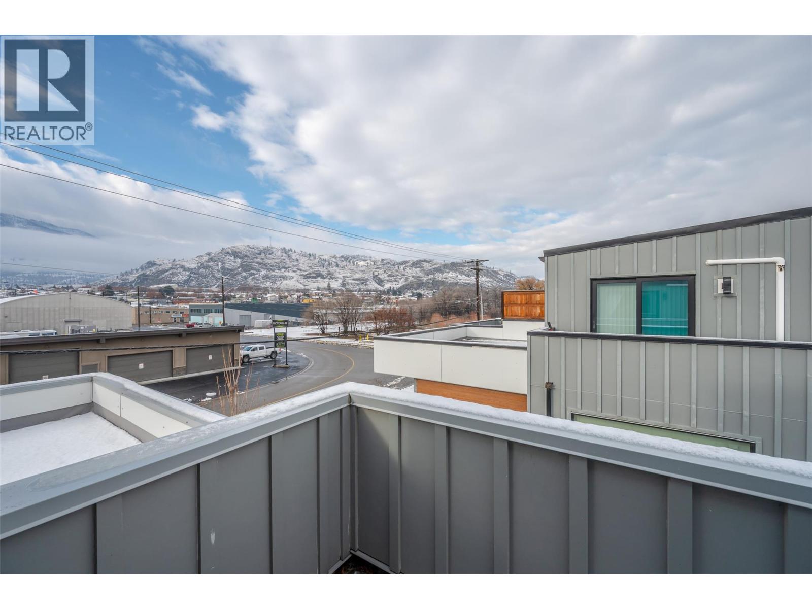 5995 Oliver Landing Crescent Unit# 5, Oliver