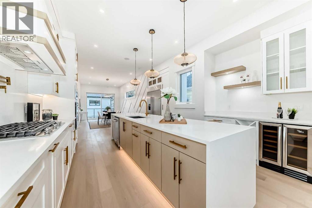 Single Family House for Sale in   Avenue NW Tuxedo Park Calgary 