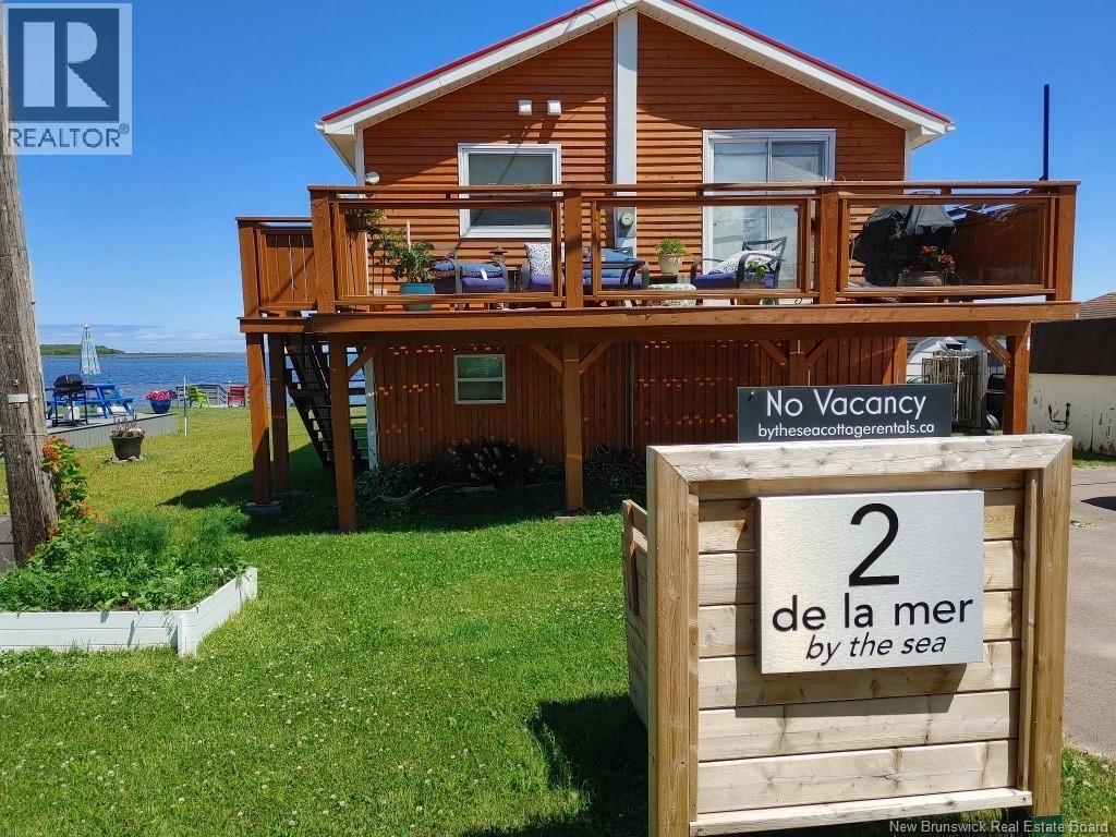 2 DE LA MER BOULEVARD - 2