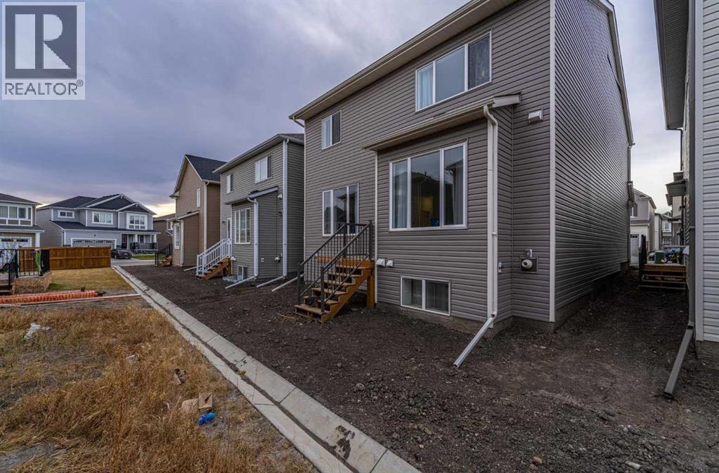 Single Family House for Sale in  Cityline Mount NE Cityscape Calgary 