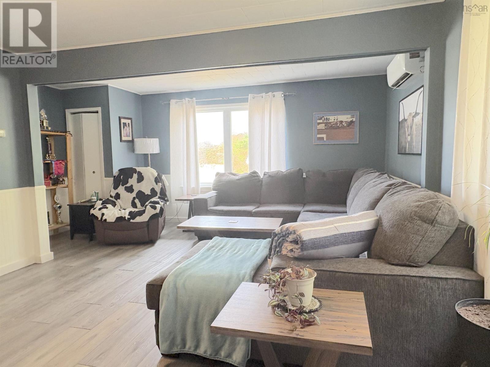 Property 16 of 30 of 9431 upper clyde Road