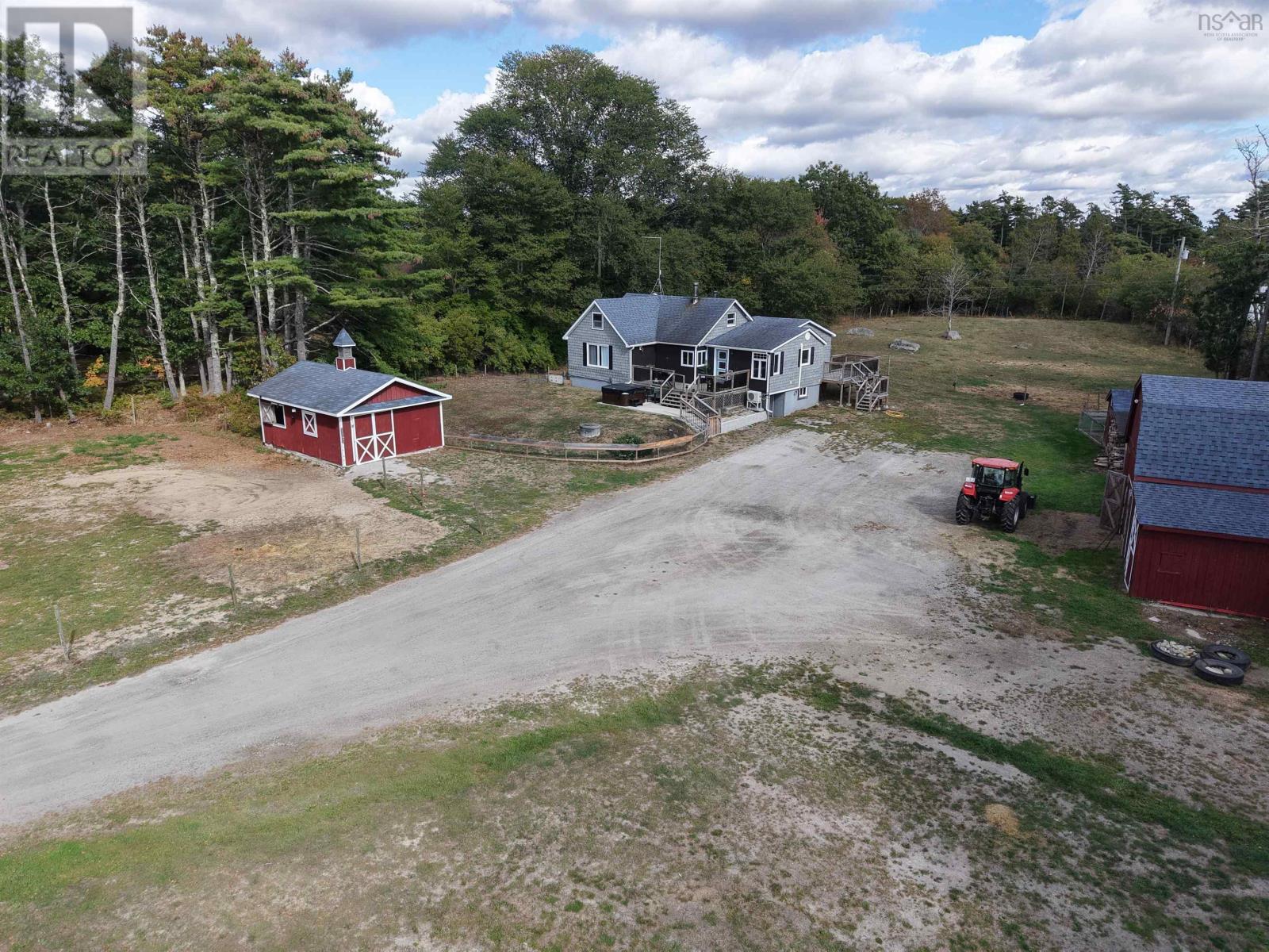 Property 30 of 30 of 9431 upper clyde Road