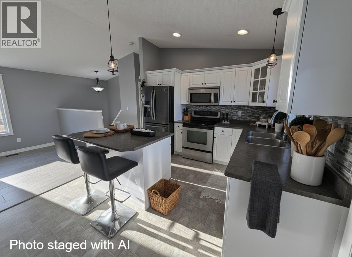 8724 114 AVENUE, Fort St. John