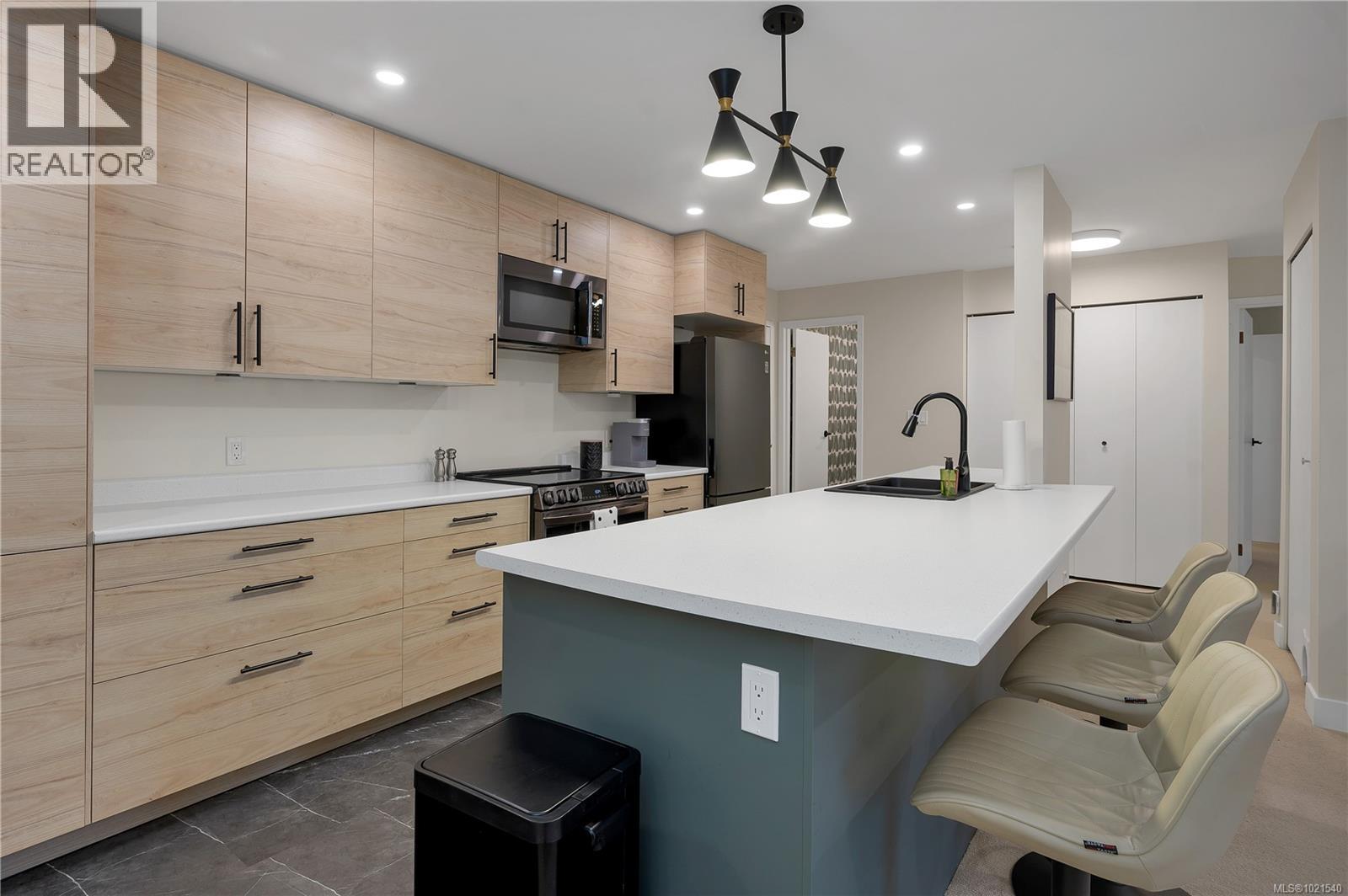 305 585 Dogwood St S, Campbell River