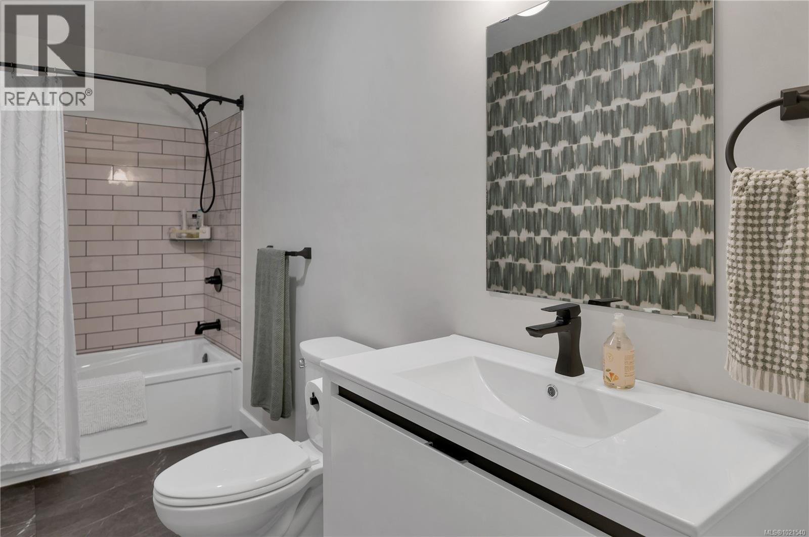 305 585 Dogwood St S, Campbell River