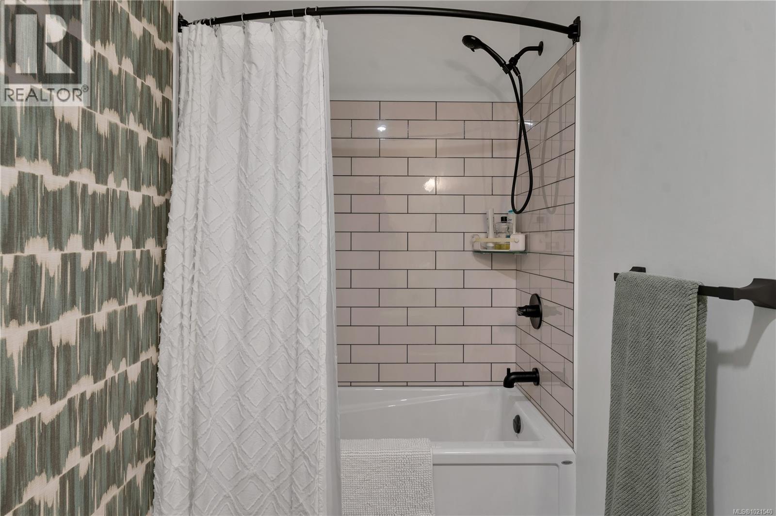 305 585 Dogwood St S, Campbell River