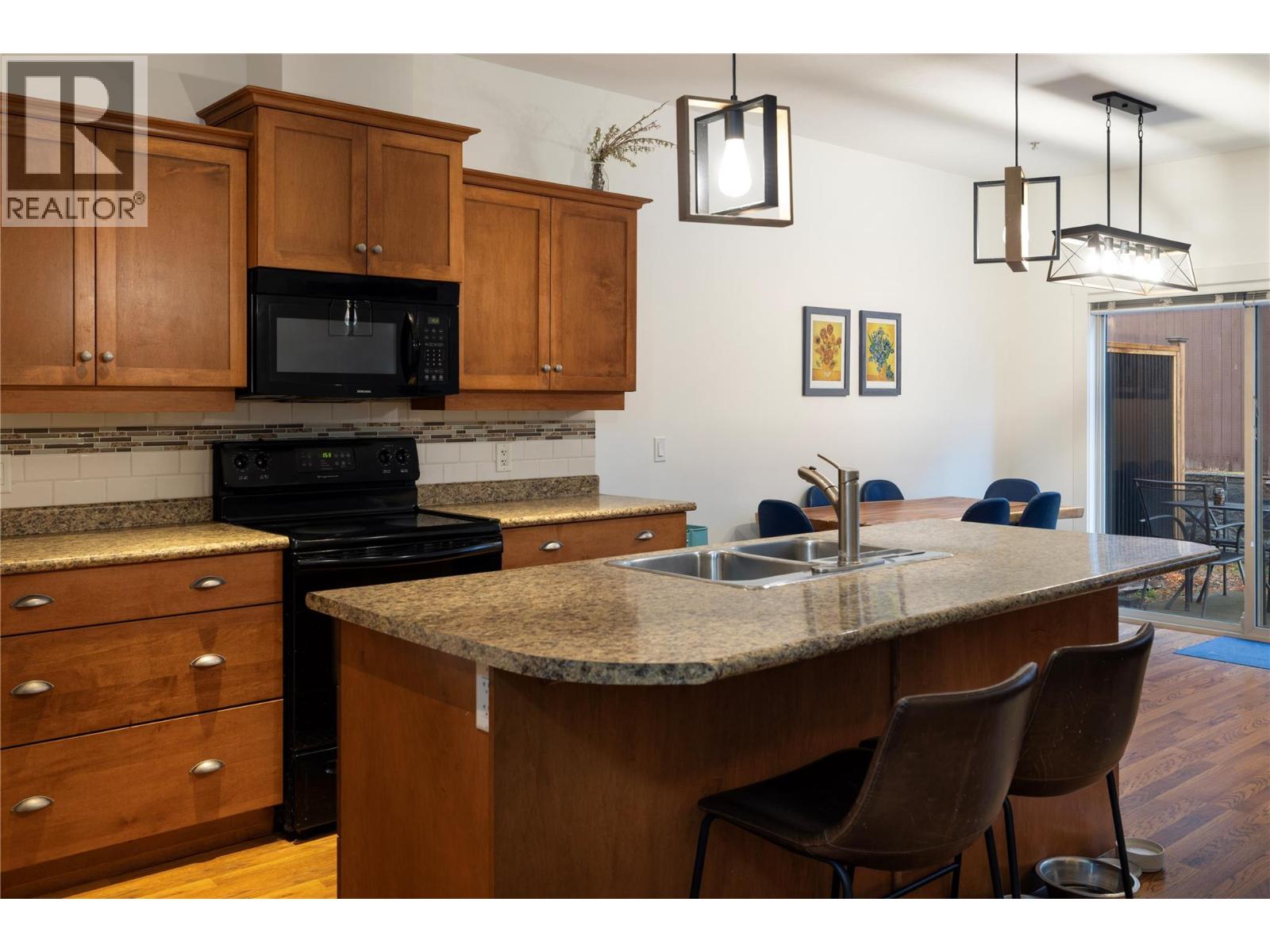 #208 10634 Powley Court - 13