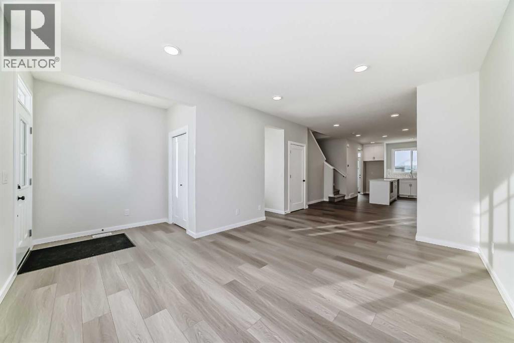 Single Family House for Sale in  Starling Boulevard NW Moraine Calgary 