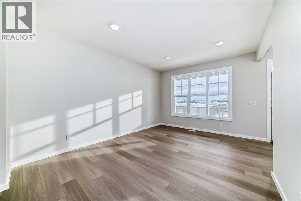 Single Family House for Sale in  Starling Boulevard NW Moraine Calgary 