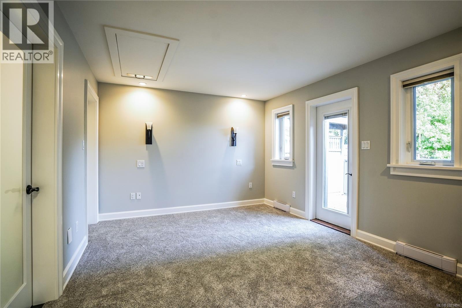  2617 Doncaster Drive, Victoria